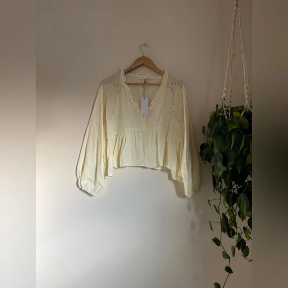 Neuflora Cotton Blouse in Ivory - Picture 2 of 8
